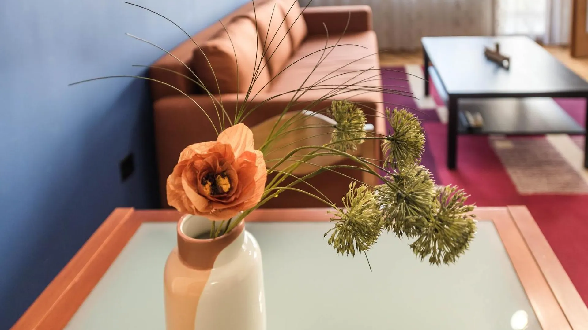 Burov Apartment - Artistic Apartment In The Heart Of Varna Suitable For Up To 4 Guests
